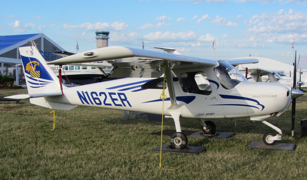 Avião Cessna 162 Skycatcher