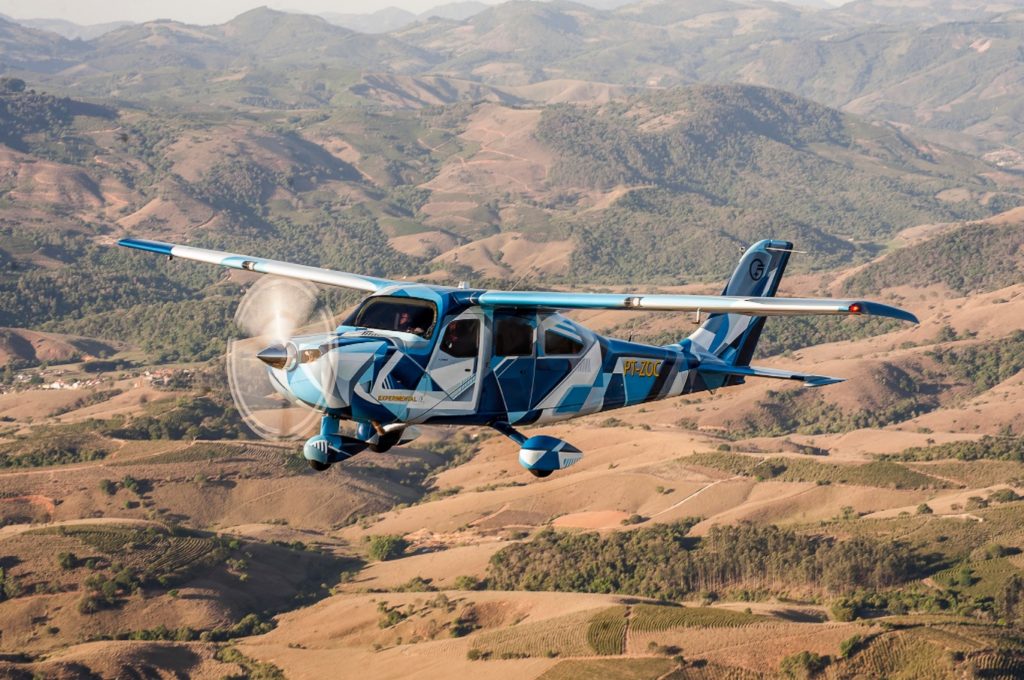 Avião Brasileiro Cygnus Octans Aircraft
