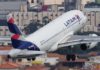 LATAM manterá o Airbus A319 como reserva estratégica enquanto expande frota de Embraer E2