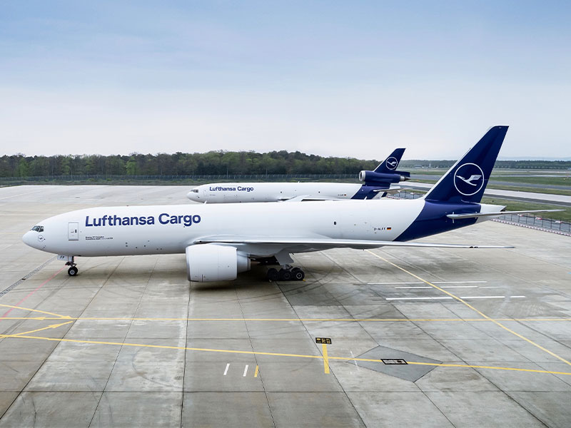 Avião MD-11F Boeing 777F Lufthansa Cargo