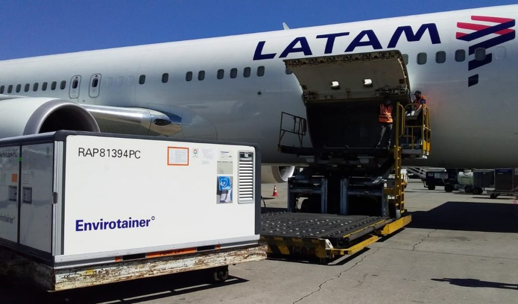 Avião Boeing 767-300F LATAM Cargo Vacinas