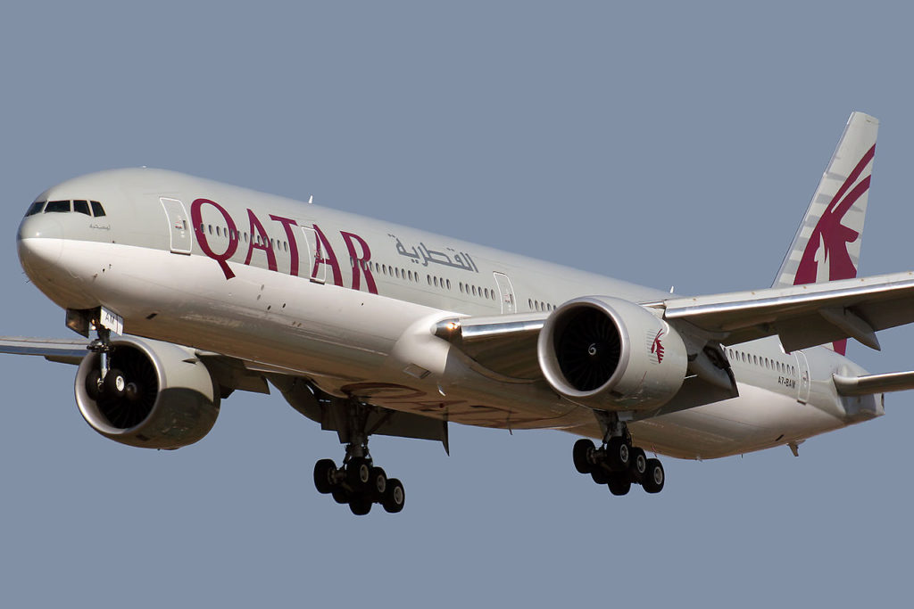 Avião Boeing 777-300ER Qatar Airways