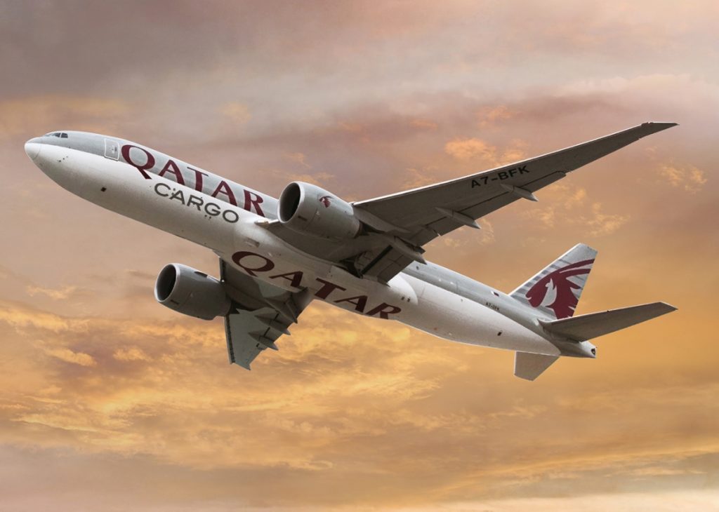 Avião Boeing 777F Qatar Airways Cargo