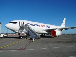 Avião Airbus A330-200F CMA GCM Air Cargo