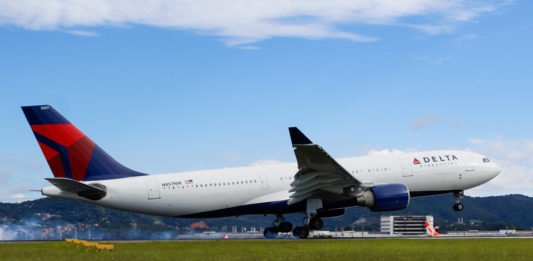 Avião Airbus A330-200 Delta Air Lines
