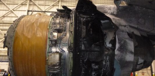 Motor PW4077 Incidente Boeing 777 United Denver