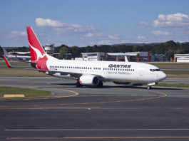 Avião Boeing 737-800 Qantas