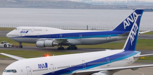 Avião Boeing 777-300 Boeing 747-400 ANA All Nippon Airways