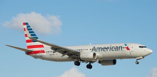 Avião Boeing 737-800 American Airlines