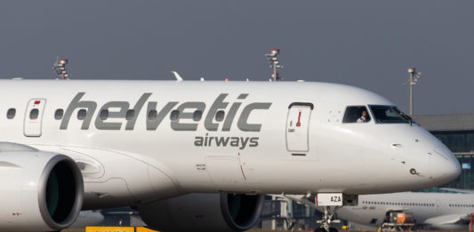 Avião Embraer E190-E2 Helvetic Airways