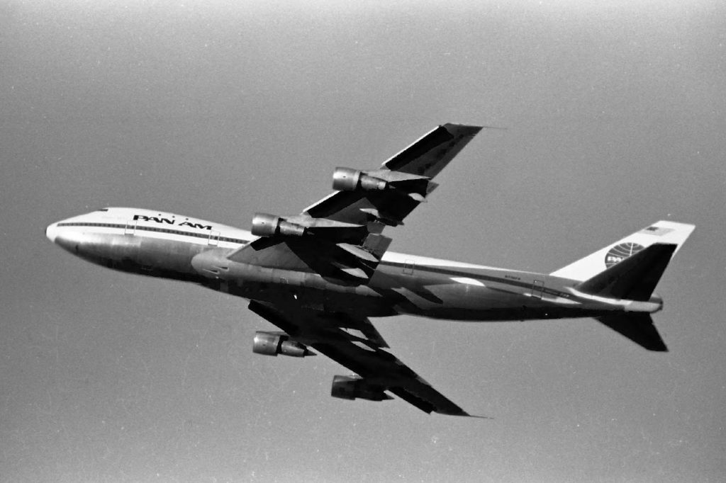 Avião Boeing 747-100 Pan Am Clipper Victor