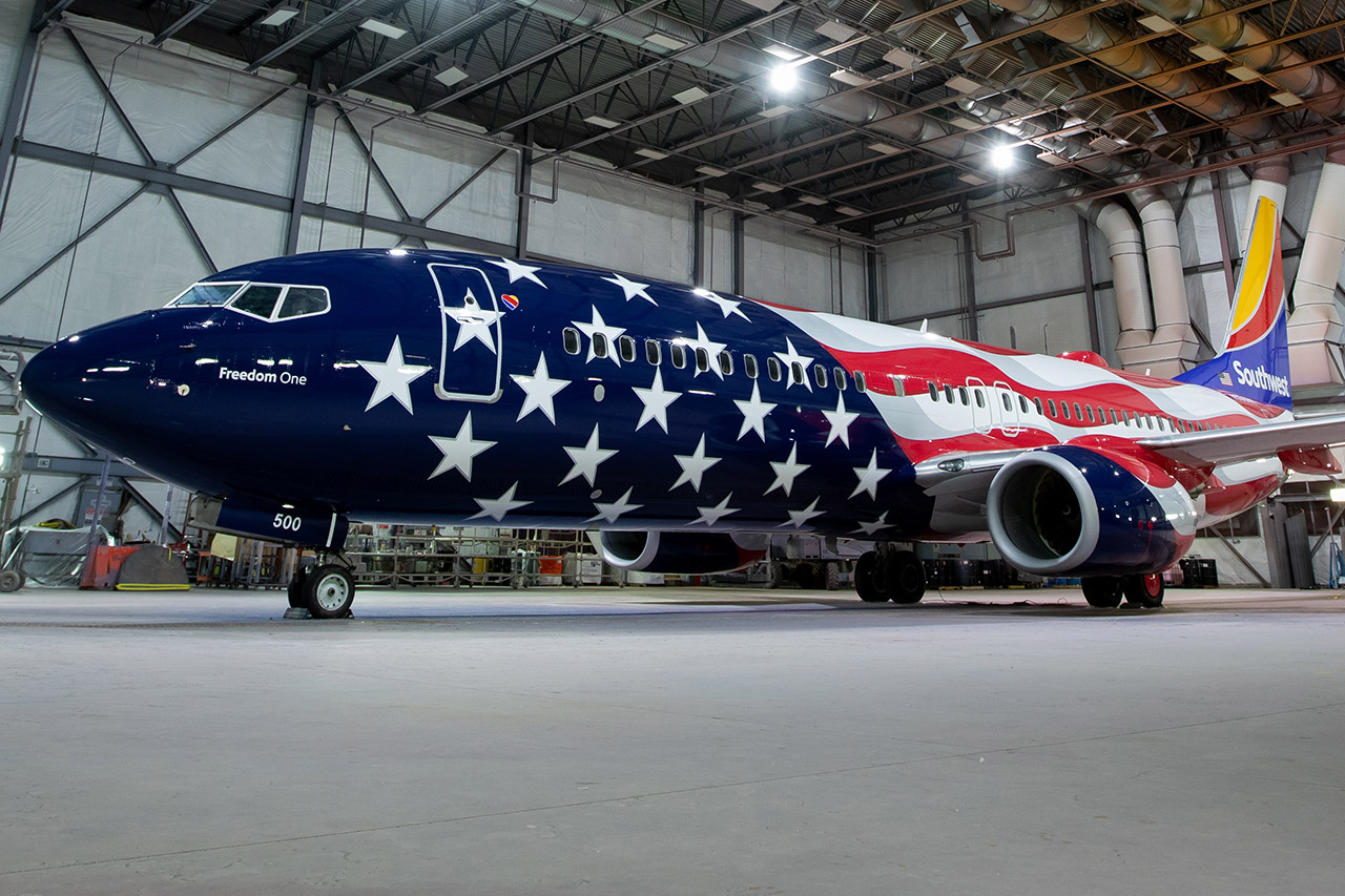 Companhia aérea de baixo custo Spirit Airlines inicia operações em Miami -  AcheiUSA