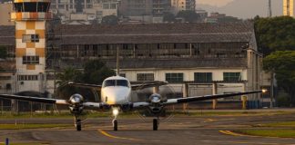 Câmeras e IA estão permitindo a automatização na cobrança das taxas de aviões que pousam nos aeroportos Campo de Marte e Jacarepaguá
