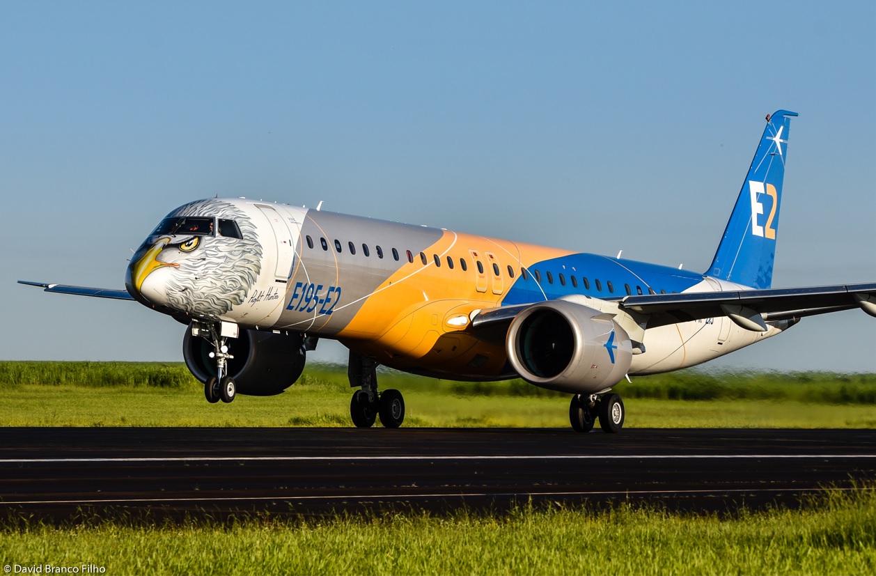 revealed the airline that bought the Embraer 195-E2 this week