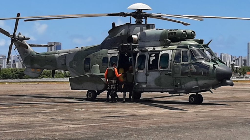 helicóptero H-36 Caracal