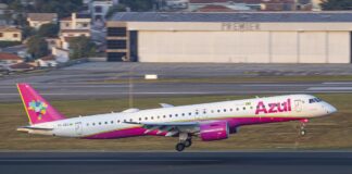 Azul fecha acordo para a compra do primeiro simulador de voo do Embraer E2 no Brasil