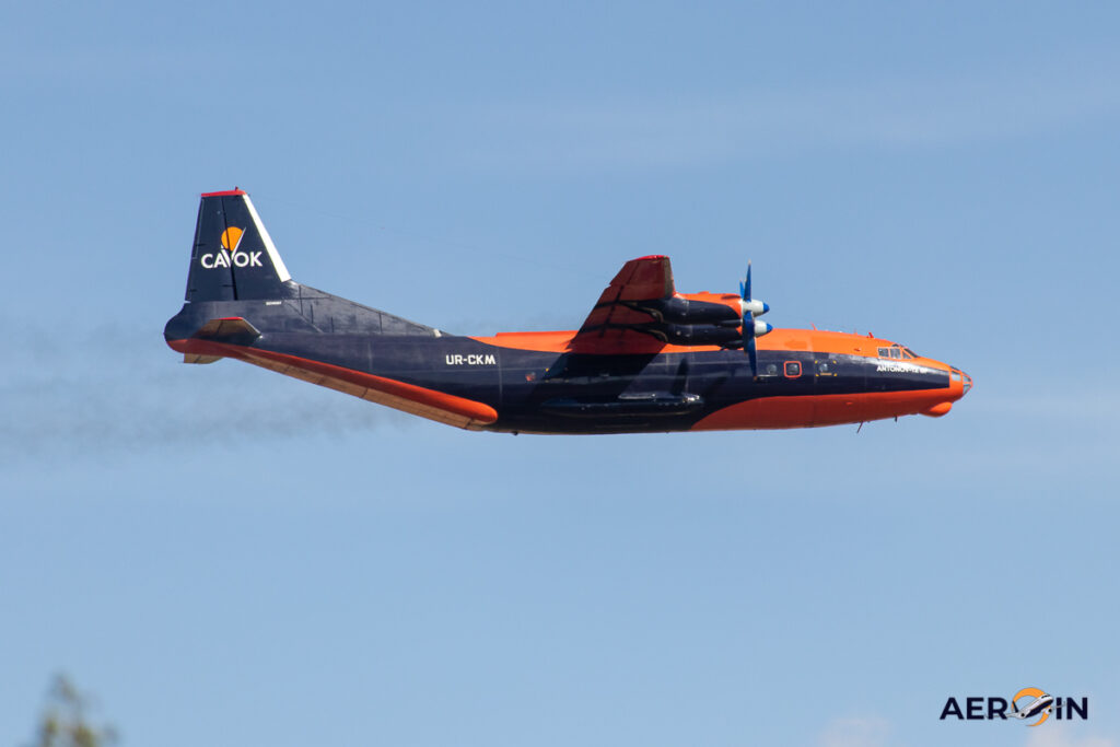 Dois aeroportos no Brasil devem receber um avião soviético Antonov
