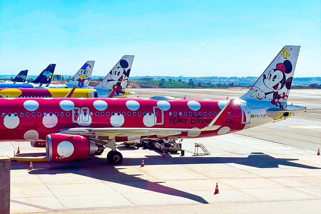 Conheça os quatro Airbus com pintura da Disney na frota da Azul - Portal  Aviação Brasil