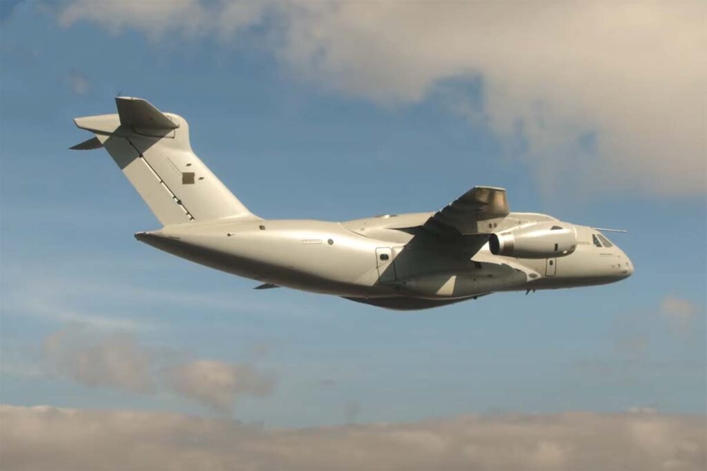 Primeiro Avião KC-390 para equipar a Força Aérea já aterrou em