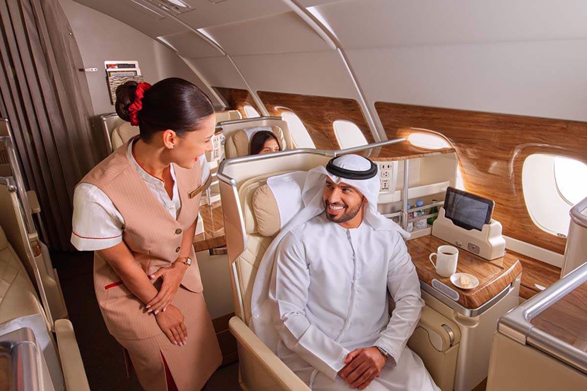 Die Flugbegleiter von Emirates sprechen an Bord 70 verschiedene Sprachen