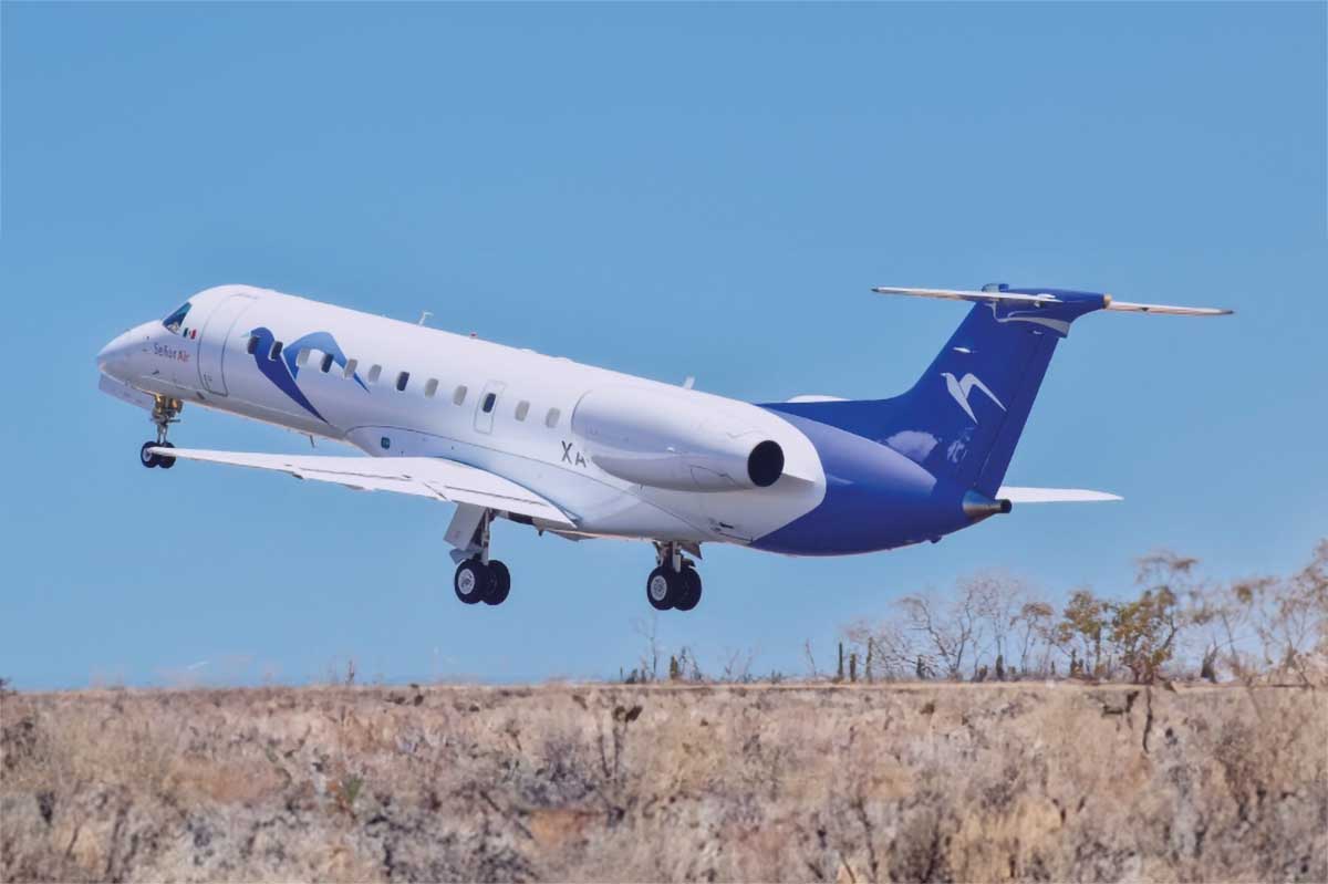 With Embraer jets, Señor Air began selling its first flights