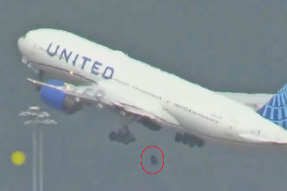 A United Boeing 777 lost its steering wheel shortly after takeoff and cars collided in the parking lot