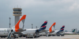 Projeto em análise na Câmara acaba com multas para remarcação e cancelamento de passagens aéreas