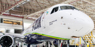 Aproximando-se da marca de 50 aeronaves E2, Azul recebe hoje mais um jato Embraer novo de fábrica