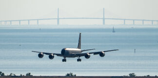 Proposta de modernização quer prolongar vida do KC-135 da USAF: “Último piloto de KC-135 ainda não nasceu”, diz general