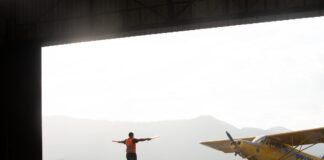 Município de Maricá-RJ vai bancar 100% da formação de pilotos e mecânicos de aviação para jovens da cidade
