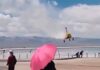 Giroplano Harbin XLI sofre acidente sobre Lago Salgado de Chaka e fere dois turistas na China