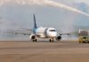 Avião Embraer que tinha cor verde na Azul vai parar em companhia aérea do leste europeu