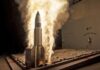 Raytheon receberá até US$ 6,3 bilhões dos EUA para produção de mísseis interceptadores de defesa aérea