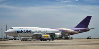 Fotos e vídeo mostram a inédita passagem do grande Boeing 747 da ROMCargo pelo Brasil